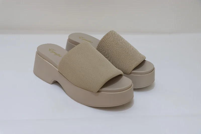 EQUIPE Platform Slide Sandals