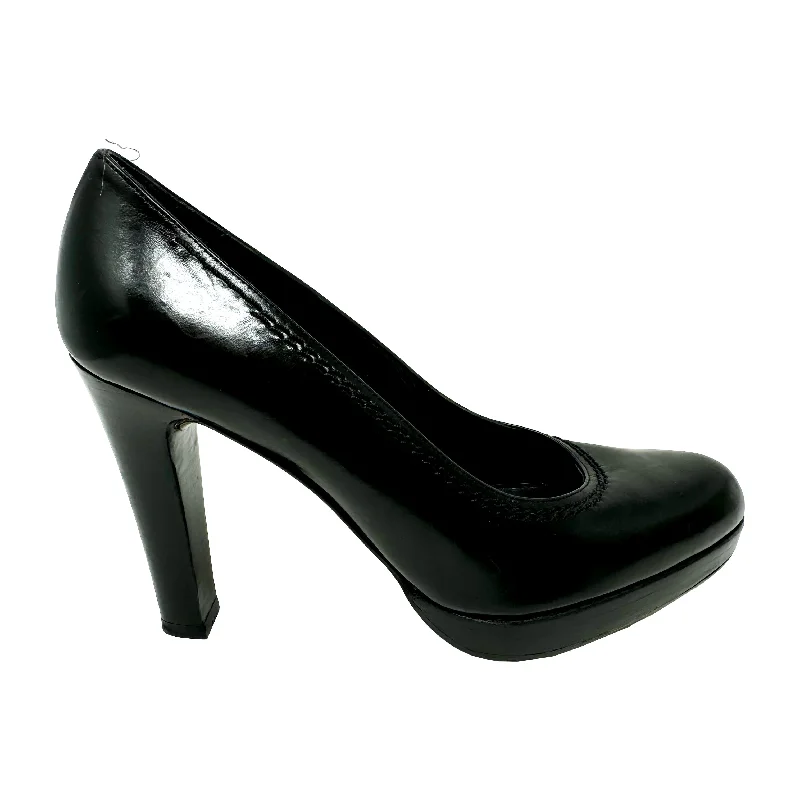 Stuart Weitzman Pumps